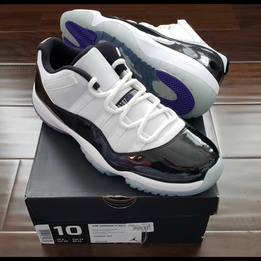 Nike Jordan 11 Concord Low Size 10 DS